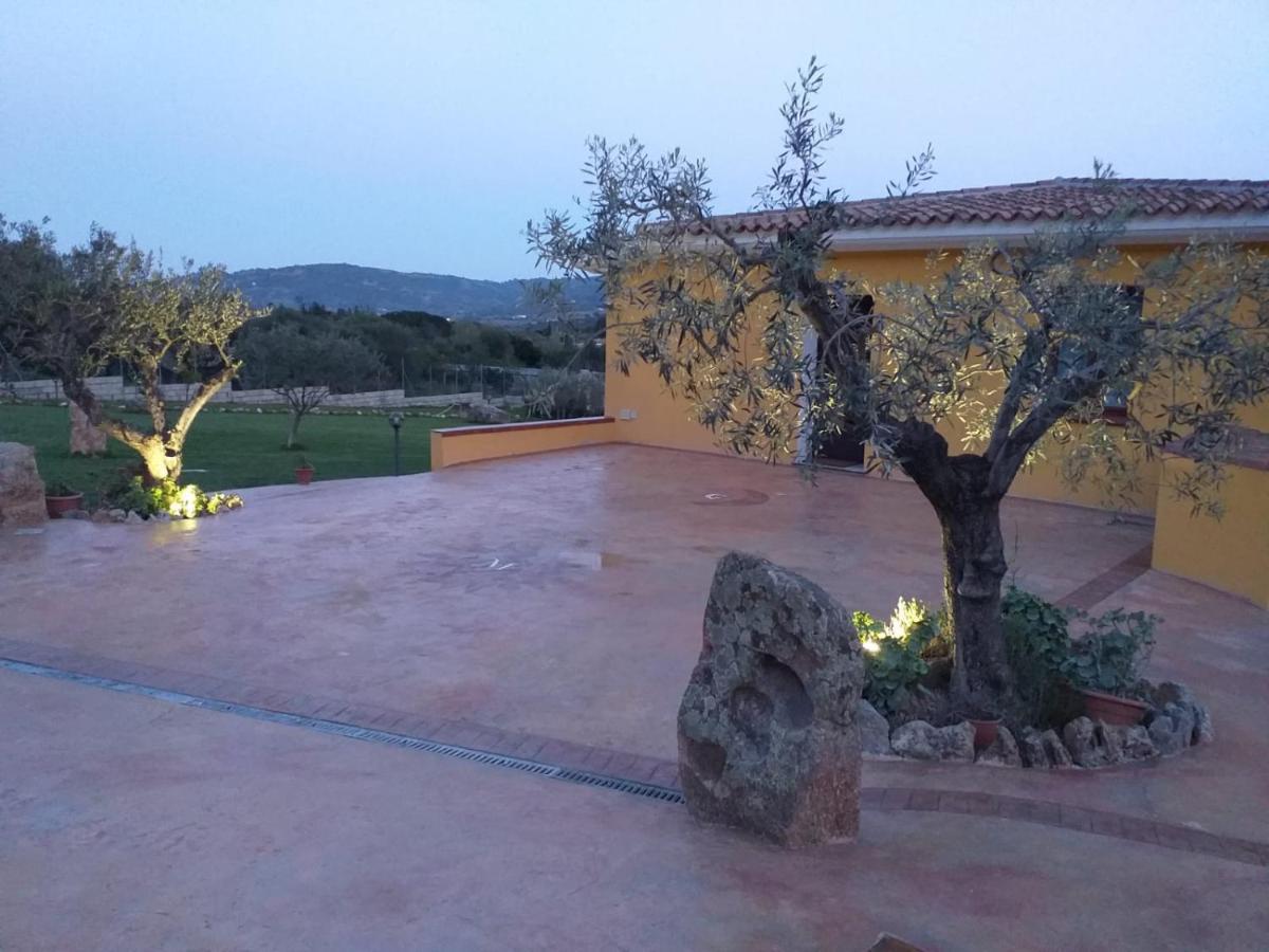Indipendente Con Piscina Uso Esclusivo Internet Illimitato Villa Siniscola Bagian luar foto