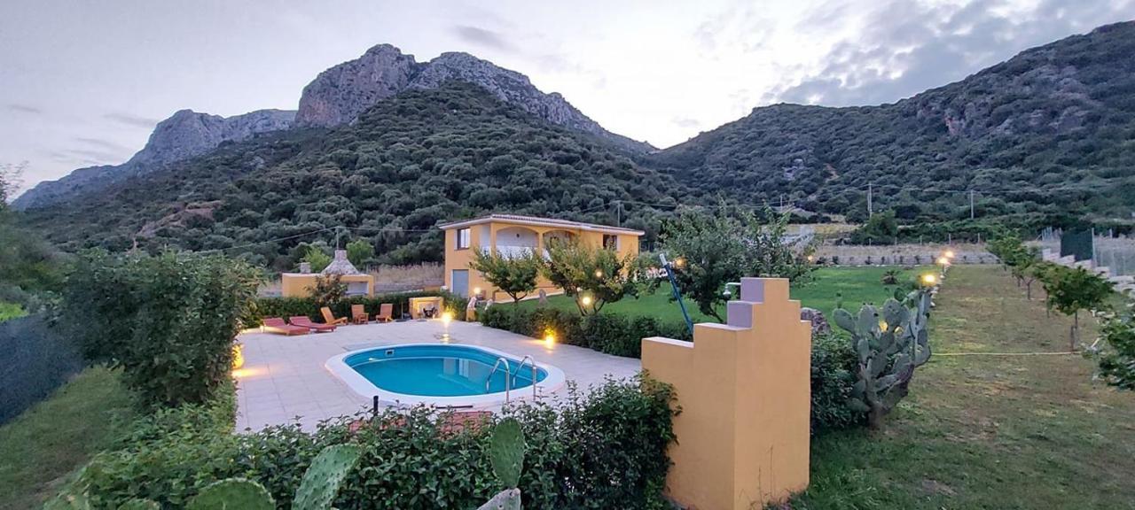 Indipendente Con Piscina Uso Esclusivo Internet Illimitato Villa Siniscola Bagian luar foto