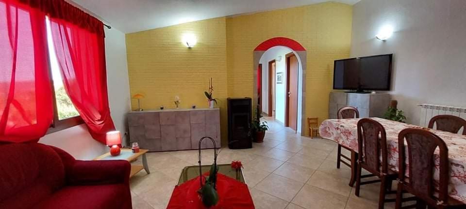 Indipendente Con Piscina Uso Esclusivo Internet Illimitato Villa Siniscola Bagian luar foto